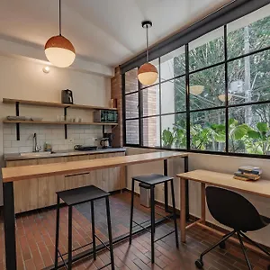 **** Hotel The Somos Flats Laureles Kolumbien