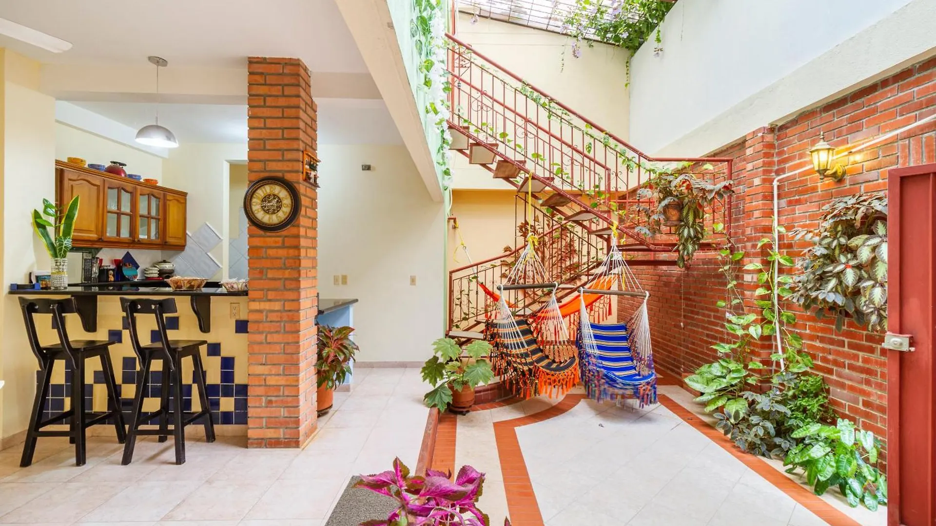 Hostal Cartagonova - Habitaciones Privadas Y Amplias Cerca A Zonas Turisticas Cartagena 0*,  Kolumbia
