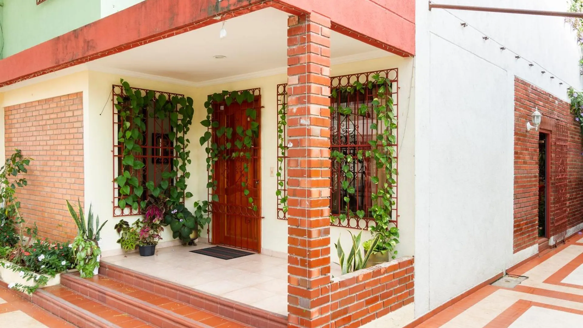 Hostal Cartagonova - Habitaciones Privadas Y Amplias Cerca A Zonas Turisticas Cartagena 0*,
